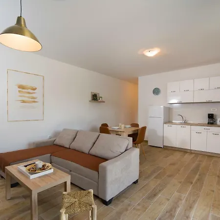 Vacation On Apartament Kaštela